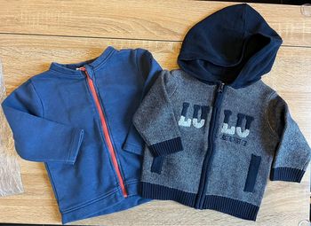Lot 2 gilets Gemo et Zara 6 mois