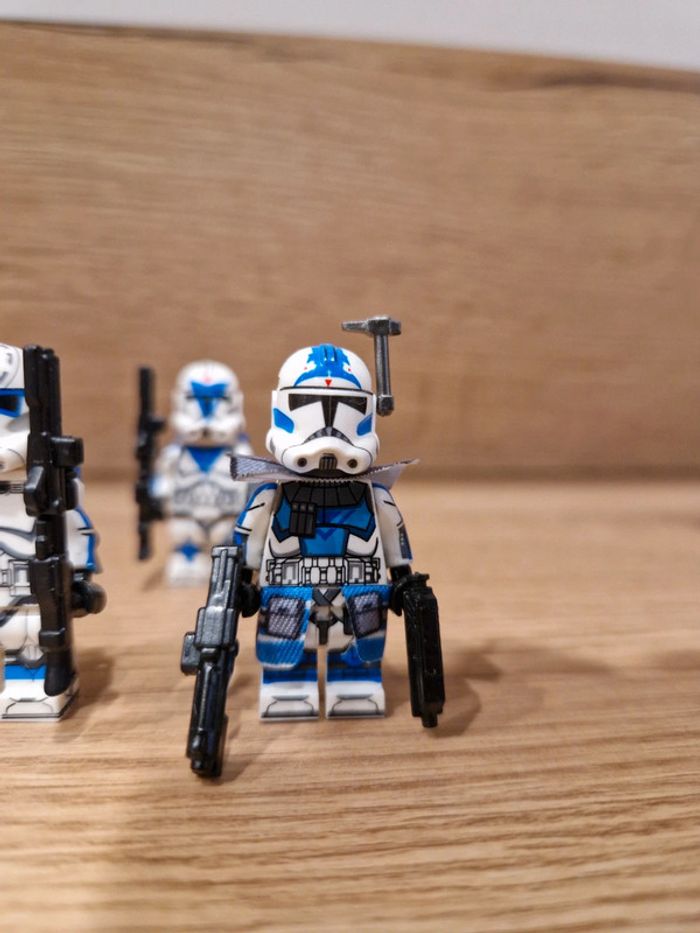 Figurines type lego Escouade de 8 clones de la 501ème dont le commandant Rex star wars - photo numéro 6