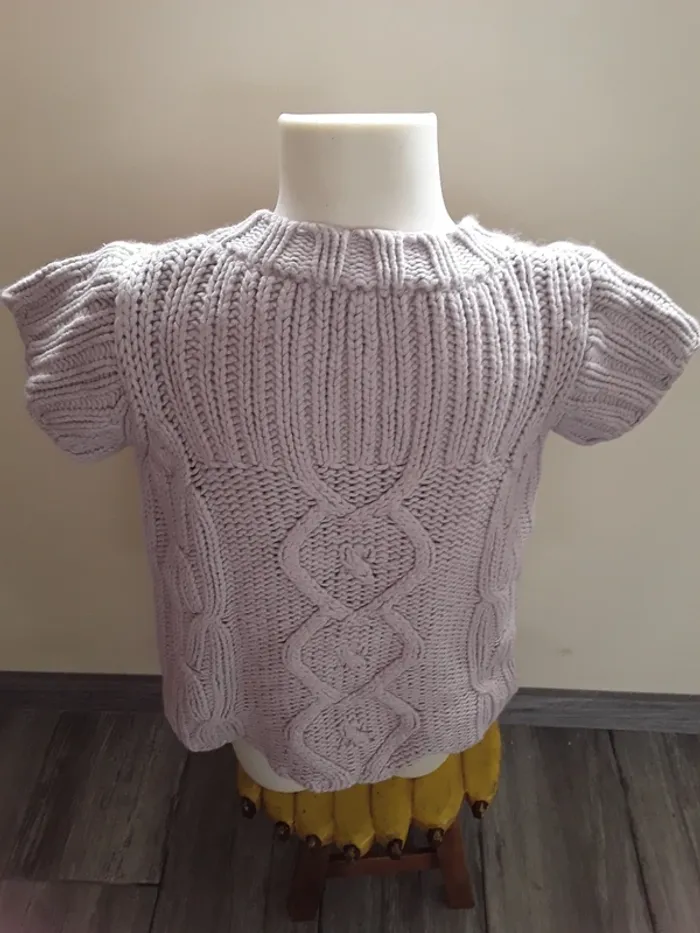 Pull sans manches 10 ans (138 cm) - photo numéro 2