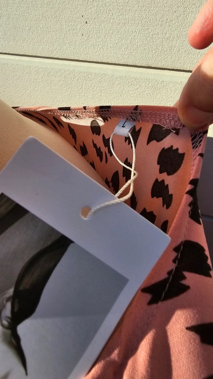 Robe style panthère léopard Taille L Neuve - photo numéro 2