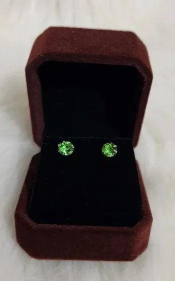 💎Boucles d'oreilles Zirconium vert clair 💎