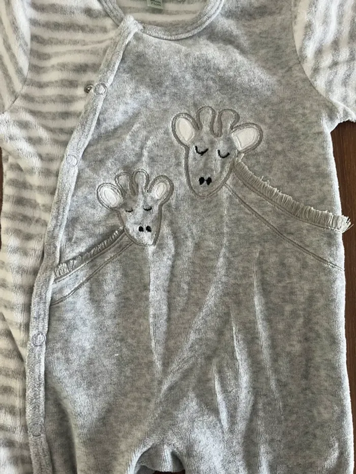 Lot de 3 pyjamas épais taille 9 mois - photo numéro 6