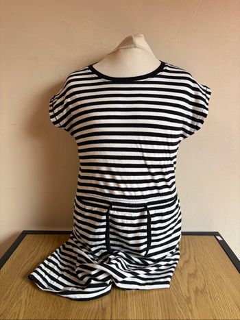 Robe fille taille 134/140