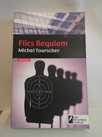 Roman flics requiem