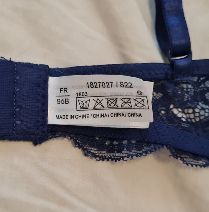 Soutien gorge - photo numéro 5