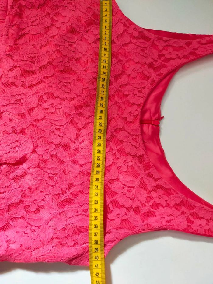 Robe en dentelle fuchsia – Rinascimento – T. M - photo numéro 7