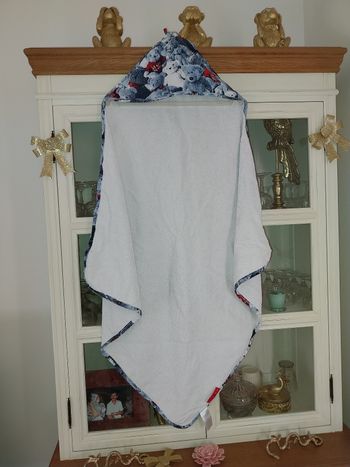 Sortie de bain/ Cape de bain mixte by Arthur Excellent