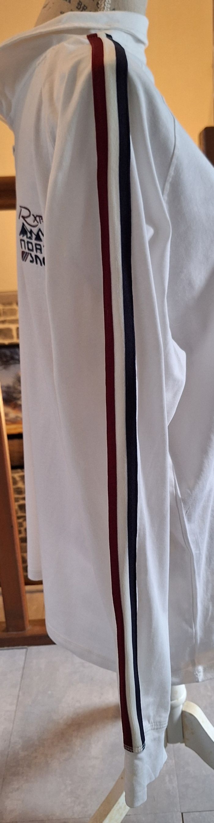 Polo blanc à manches longues zippé au cou - photo numéro 4