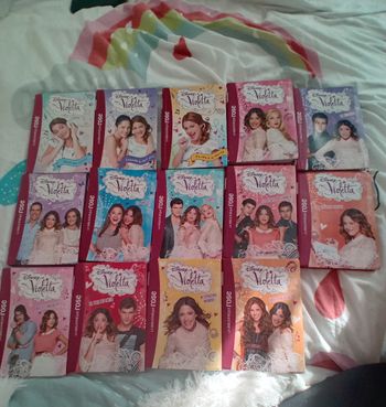 Lot livres violetta
