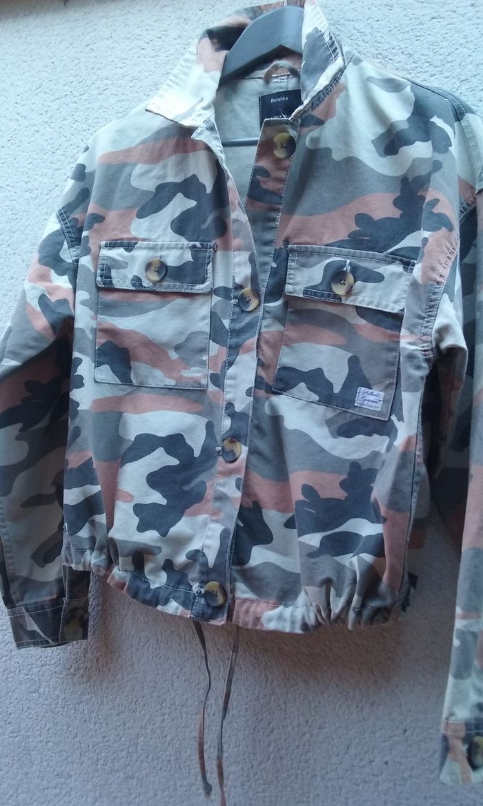 Veste camouflage Bershka femme