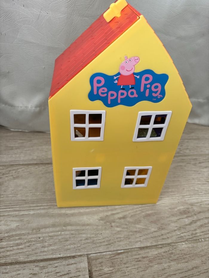 Maison et accessoires Peppa Pig - photo numéro 3