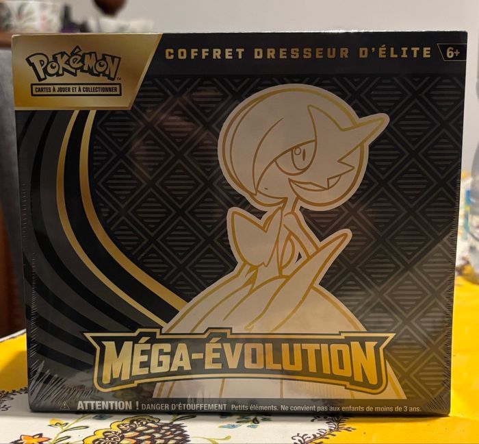 Lot 2 ETB Pokémon Gardevoir et Lucario Méga-Évolution ME01