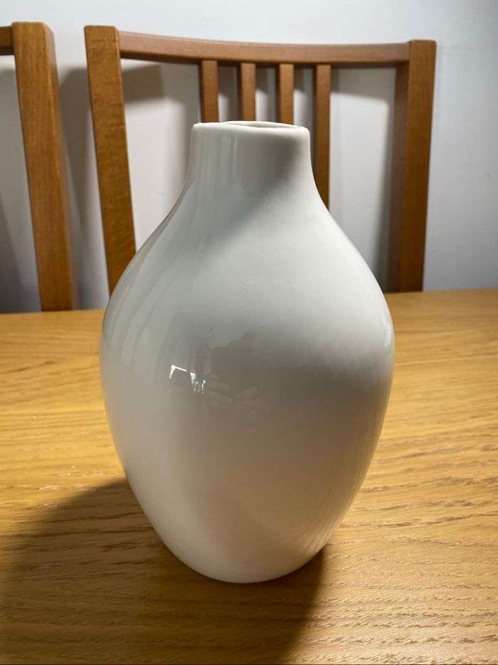 Petit vase blanc motif visage - photo numéro 3