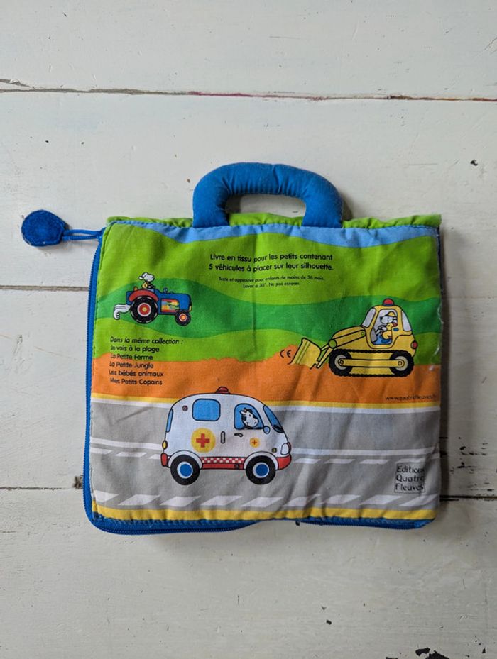 Livre en tissu 🚗 Les petits véhicules 🚗 - photo numéro 5