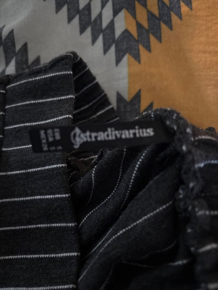 Pantalon gris rayé stradivarius - photo numéro 3