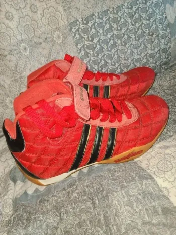 Chaussure adidas Goodyear  Monaco