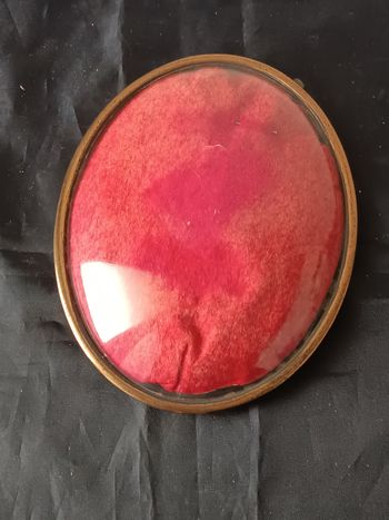 Cadre médaillon bombé 