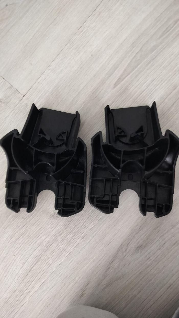 Adaptateurs de Maxi Cosi Pebble pour Quinny, maxi Cosi ou bébé confort - photo numéro 2