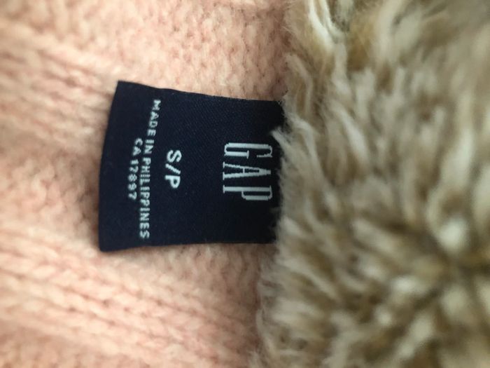 🌼Gilet torsadé à capuche fourré Gap🌼 - photo numéro 5