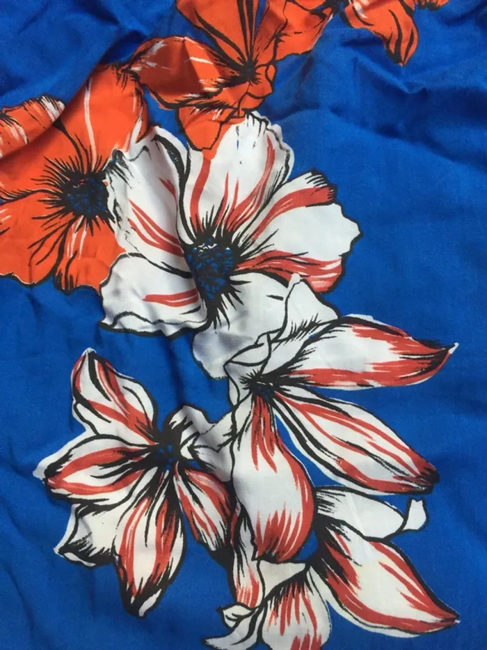 Joli top à fleurs - photo numéro 2