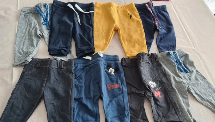 Lot 8 pantalons 3 mois