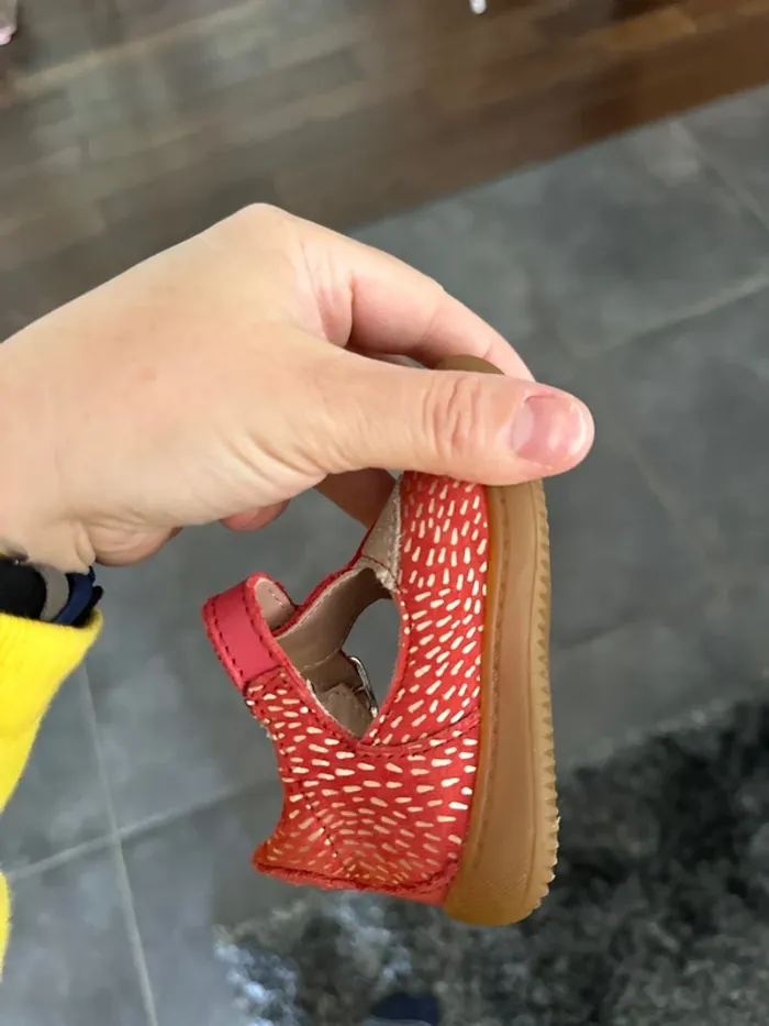 Chaussures, fille - photo numéro 7