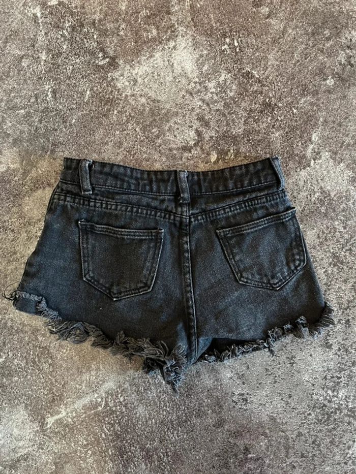 Short noir femme Shein taille XS Short negro mujer Shorts nero donna Schwarze Shorts Damen - photo numéro 3
