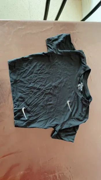 T-shirt Nike tee noir xs