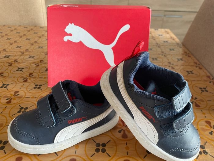 Basket marque Puma T.21