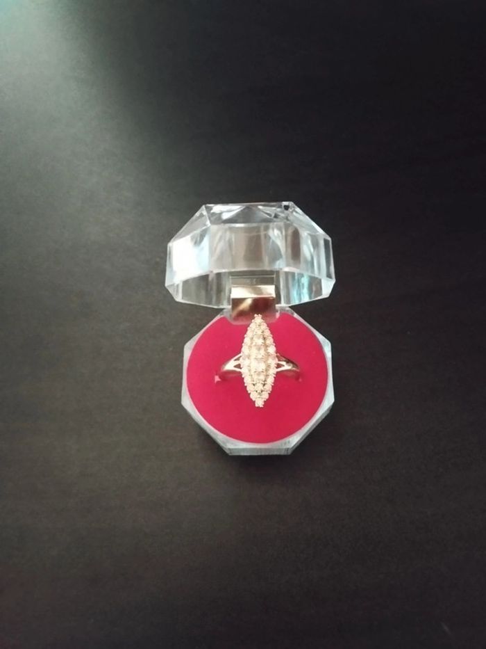 Bague vintage Marquise avec coffret cadeau