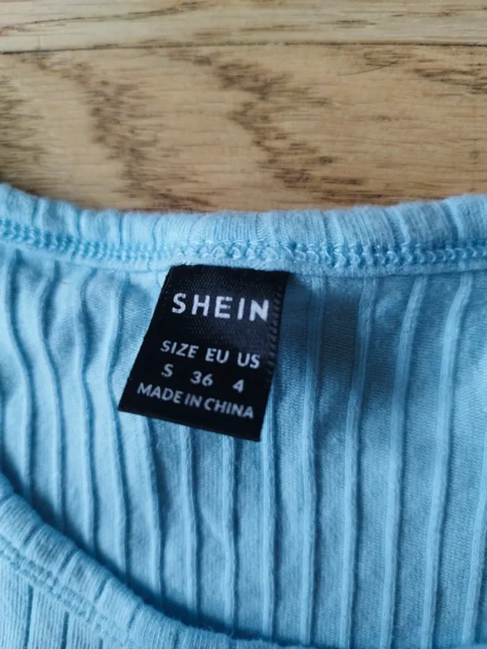 Robe d'été bleu ciel - photo numéro 2