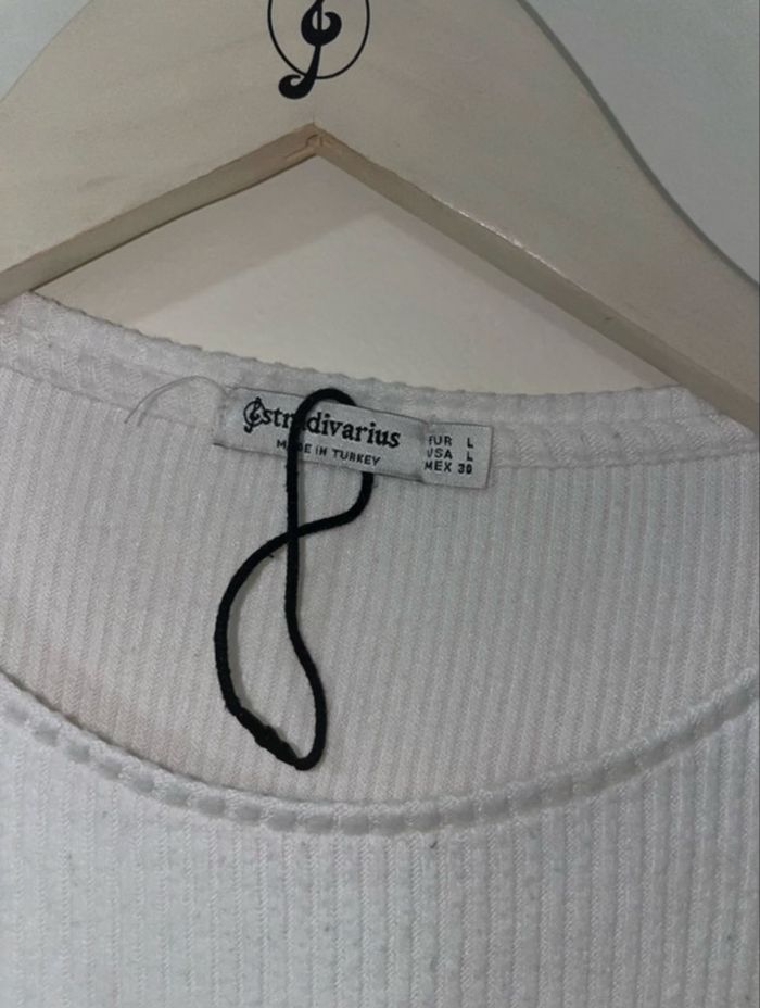 Pull blanc stradivarius taille L - photo numéro 3