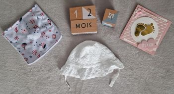 Charlotte avec fleurs en broderie anglaise - 12M - Orchestra (TBE comme neuf)