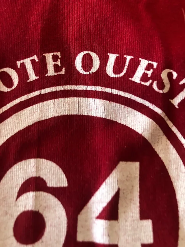 Teeshirt rouge - photo numéro 6