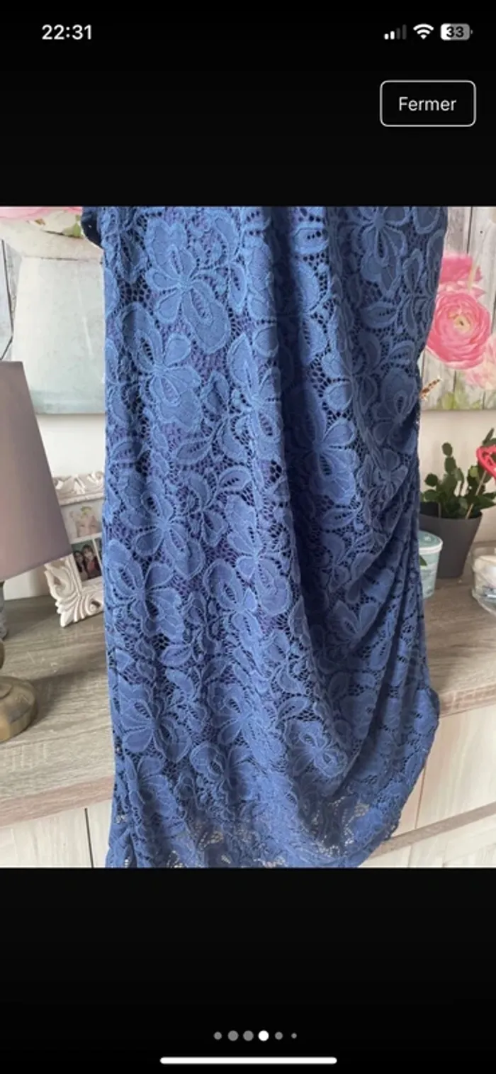 Magnifique robe en dentelle toute doublée en 44 excellent état - photo numéro 5