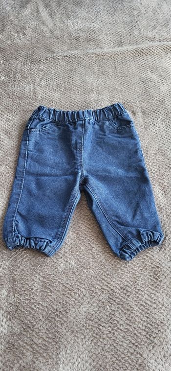 Jean taille 3 mois