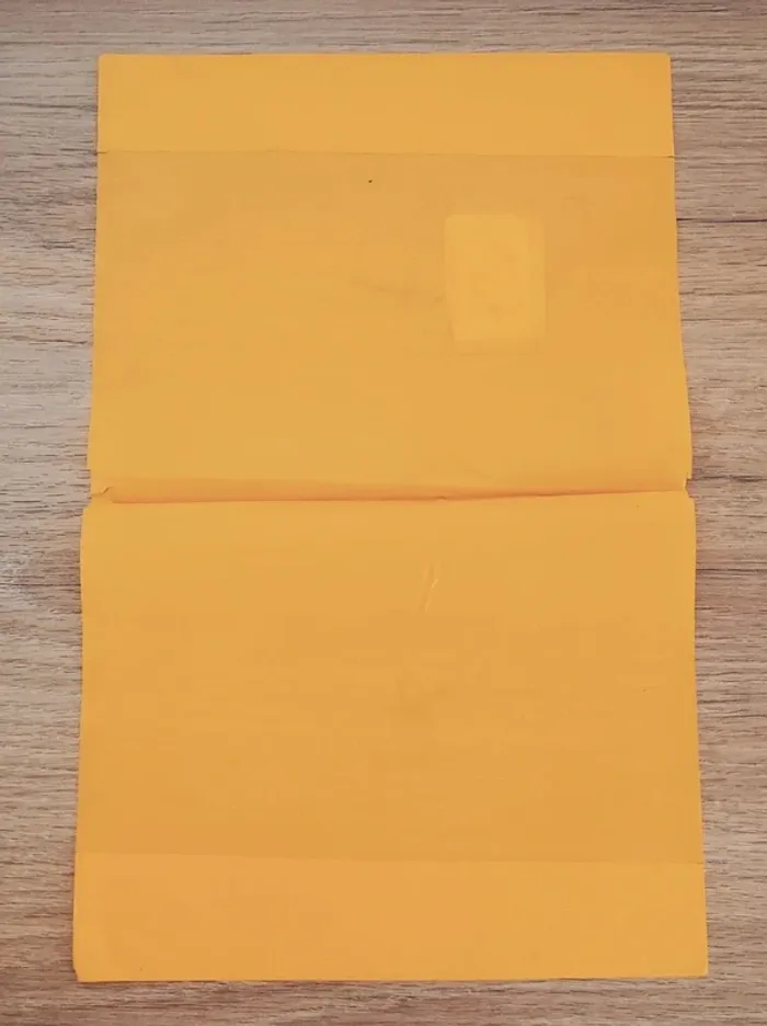 Lot 4 protège-cahier rouge noir jaune vert - 17x22cm - photo numéro 7