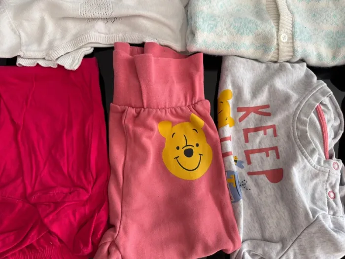 👚👖 lot 18 vêtements - bébé fille - 18-24 mois- toutes marques - 18-24 mois - bon état très bon état - photo numéro 2