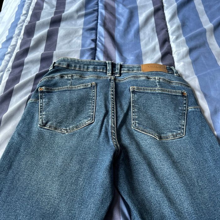 un jean bleu taille 38 - photo numéro 2