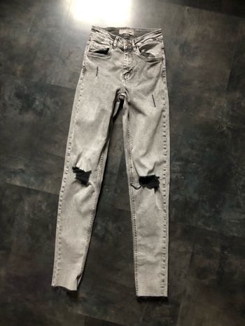Jeans gris troué 32 Pimkie