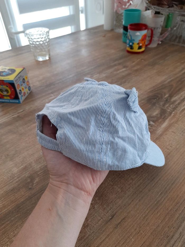 Casquette rigolote 6/12 mois - photo numéro 2