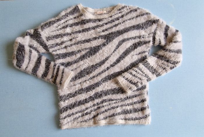 Pull femme taille 36 zèbre  noir et blanc - photo numéro 10