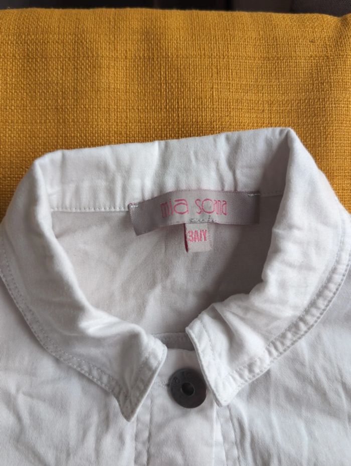 Veste blanche. Marque Mia Soana. Taille 3 ans - photo numéro 2