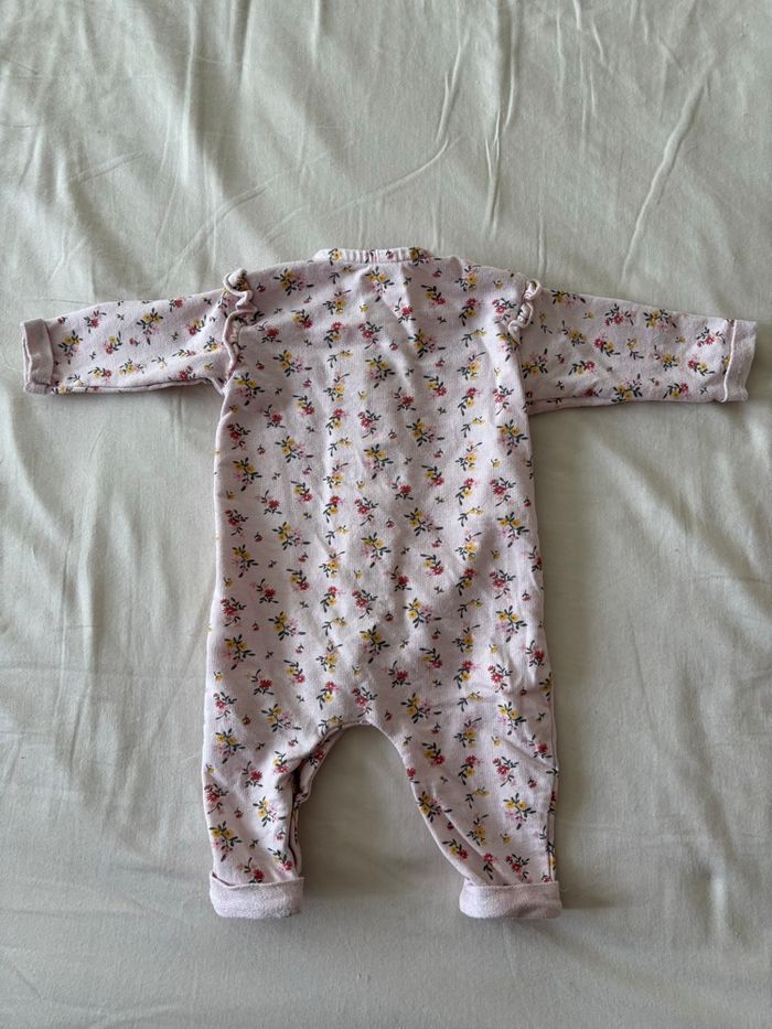 Combinaison 1 mois - photo numéro 2