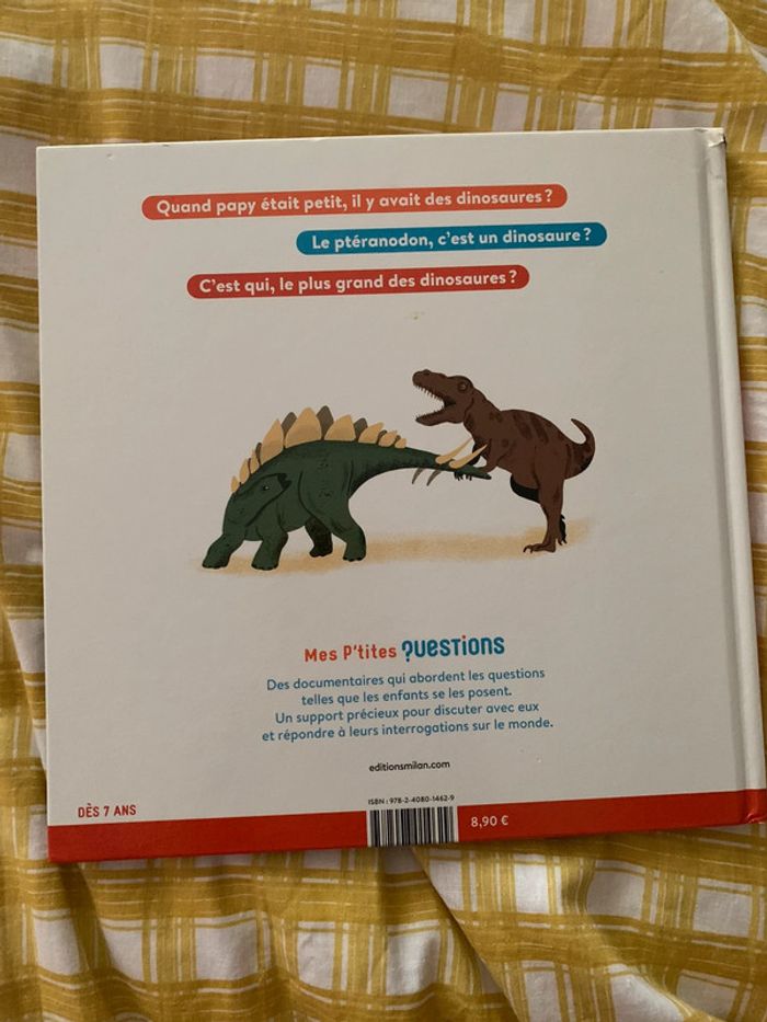 Livre docu "Mes p'tites questions : les dinosaures" / Milan - photo numéro 2