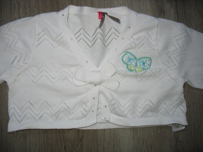 GILET COURT BLANC FILLE "ORCHESTRA" - 6 ANS - n°01 - photo numéro 3