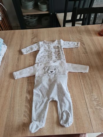 Pyjamas bébé