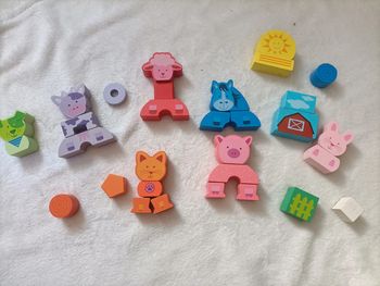 Jouets à empiler en bois – Style Montessori