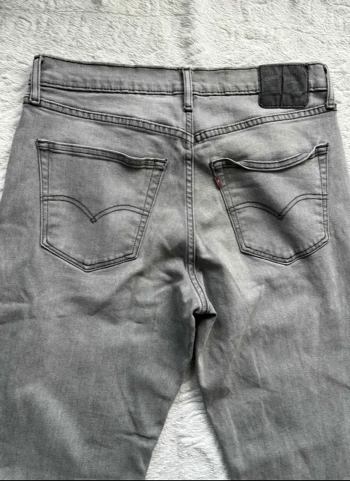 Jean Levi’s 541 W34 L32 (L/44) Homme Gris clair Regular Tapered slim 00s y2k - photo numéro 13