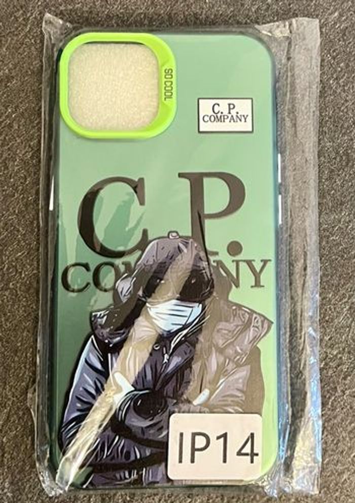 Coque iPhone 14 CP Company : Style Urbain